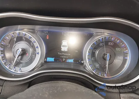 2017 Chrysler 300 Limited Awd from USA, damaged, VIN 2C3CCARG1HH610334